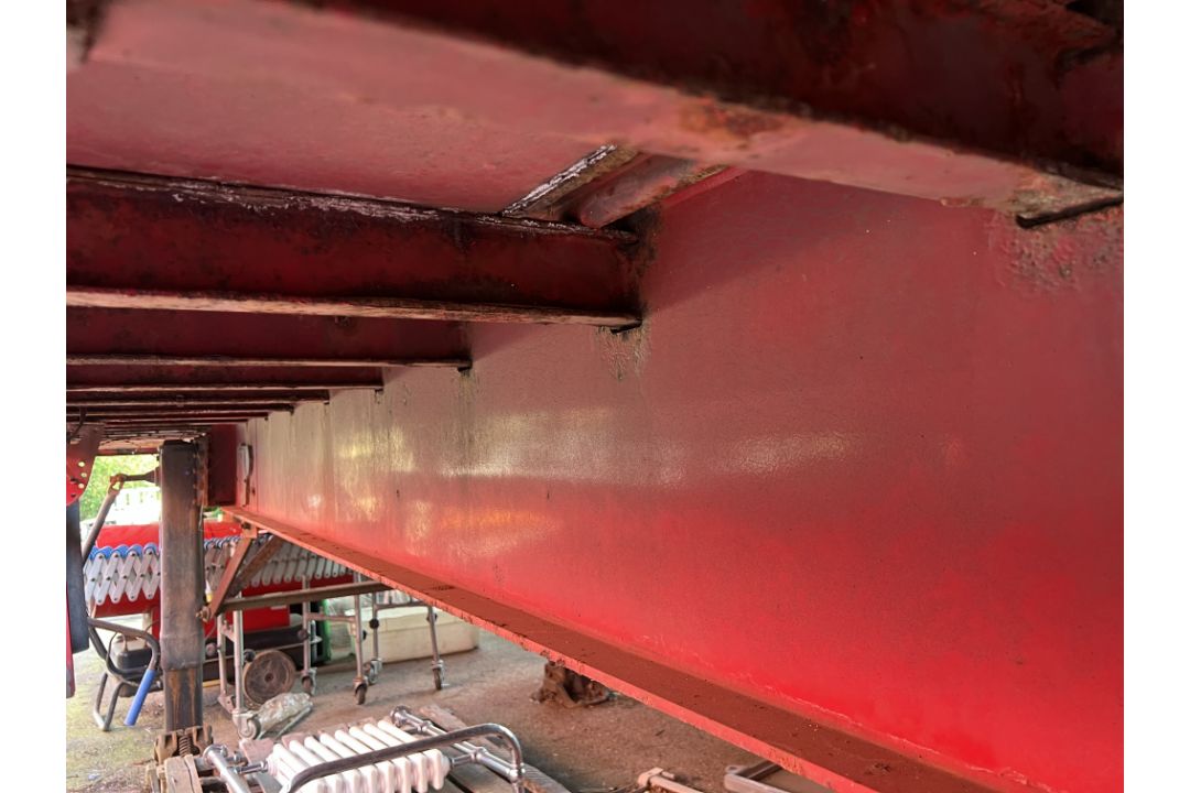 Fruehauf Ltd tri-axle Curtainside trailer, ID Mark: C144868, Serial no: H00500005088 (2004) - Image 7 of 8