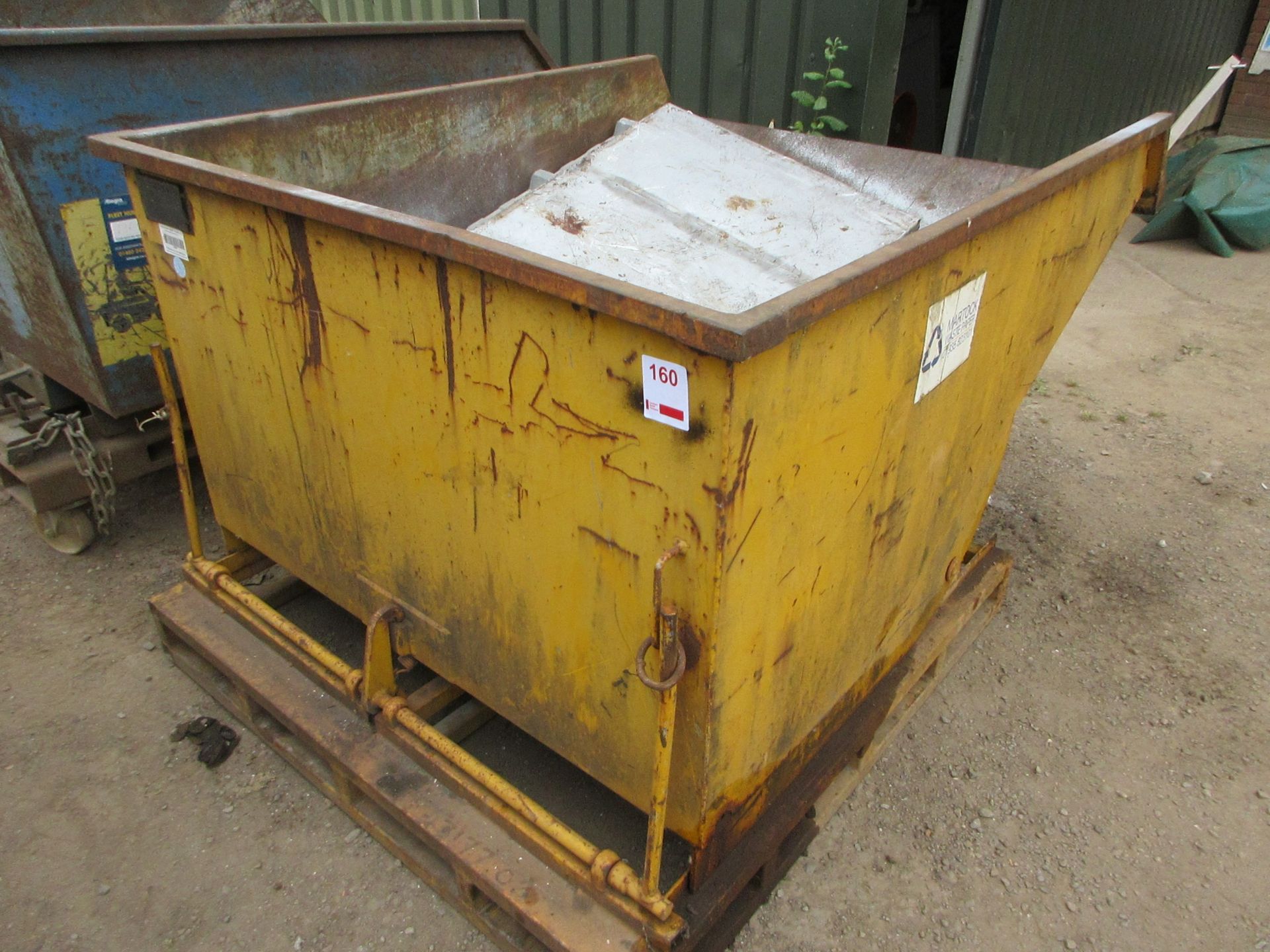 Un-named forkliftable tipping skip, 1570 x 1320mm LOLER: This lot has no record of Thorough