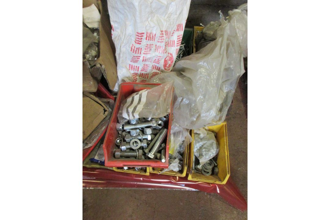 Assorted fixings to include bolts, nuts, washers, as lotted - Image 4 of 6