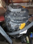 Titan TTB776 VAC wet & dry vacuum, 240v