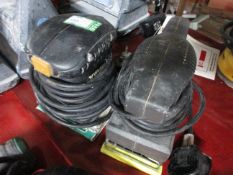Un-named orbital sander, 240v, Wickes palm sander, 240v