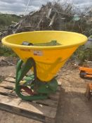 DW Tomlin 250 litre Fertilizer spreader