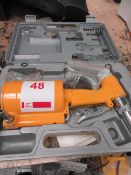 Yama pneumatic pop rivet gun