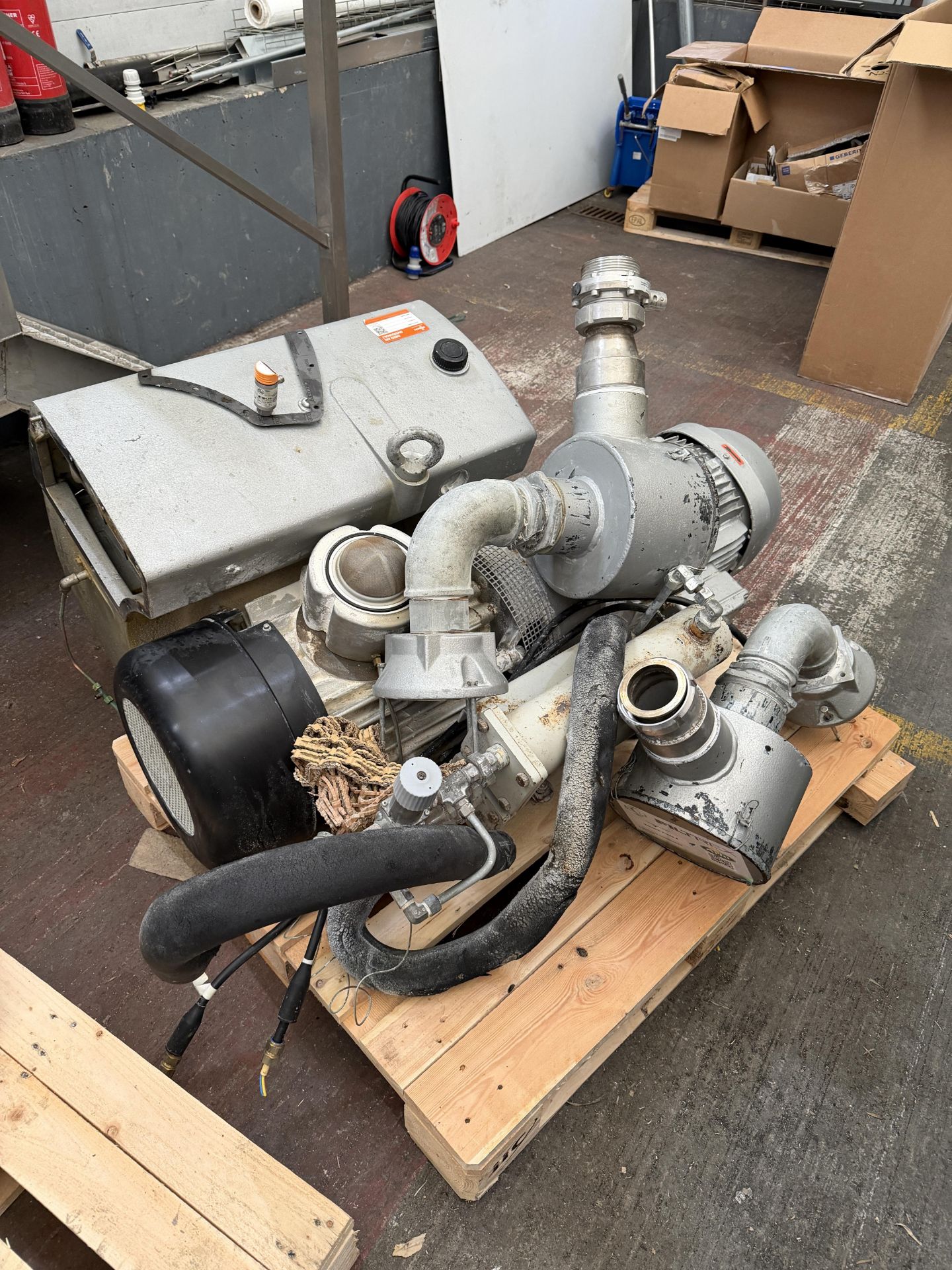 Busch Vacuum Pump - Image 5 of 6