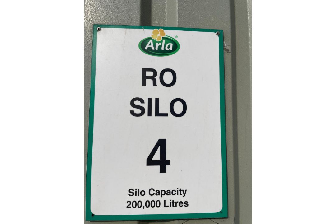 200,000 Ltr SS Silo (Ro Silo 4), no agitation, used for water storage, 4 x 16m, 10 Tonne, Insulated. - Image 3 of 6