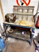 Machine vice, dividing head and workbench