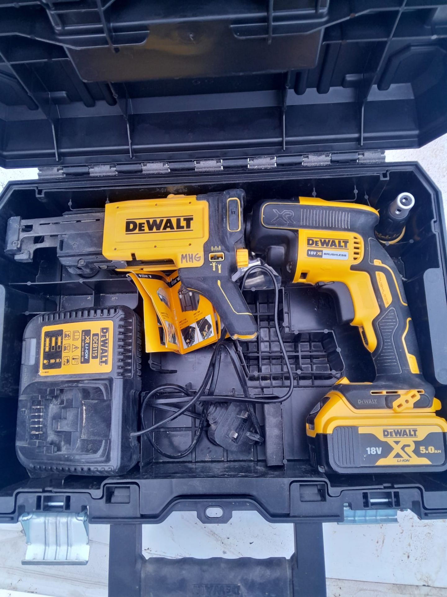 Dewalt DCF620P2K 18v cordless drywall screwdriver with carry case