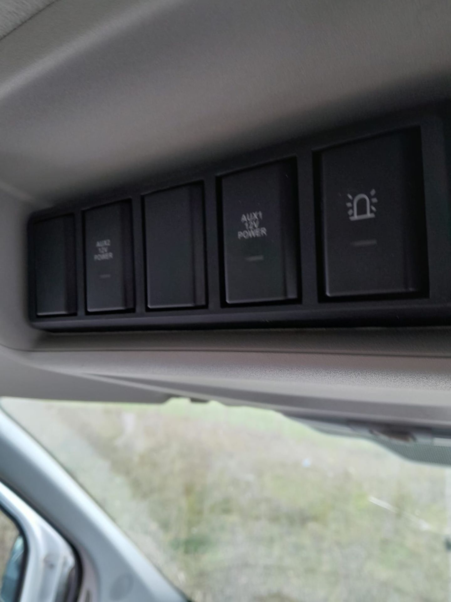 Ford Transit Custom 310 ] 2.2 TDCi Eco-Tech FWD panel van, registration LG15 SZT, odometer 157,560 - Image 23 of 42