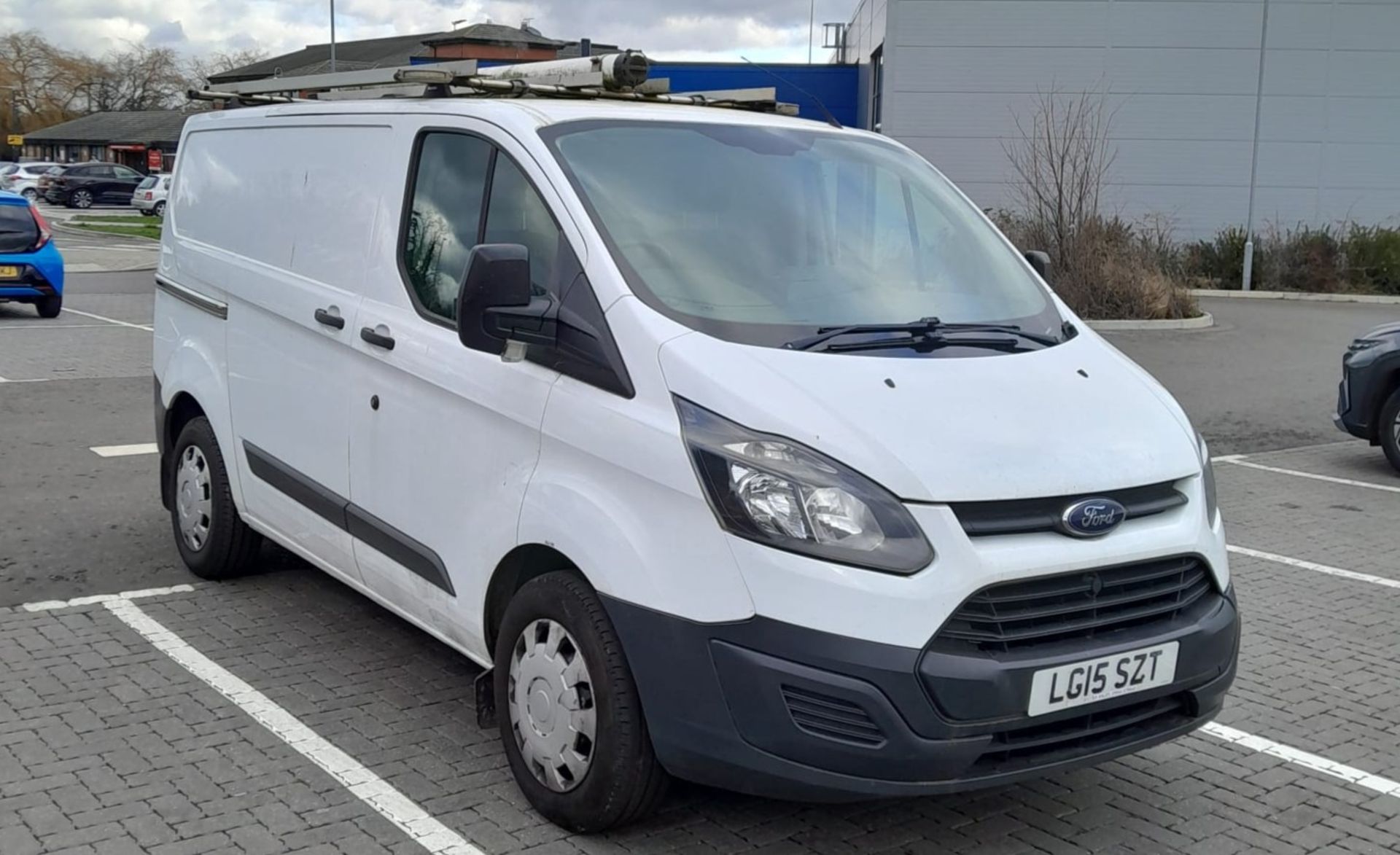 Ford Transit Custom 310 ] 2.2 TDCi Eco-Tech FWD panel van, registration LG15 SZT, odometer 157,560