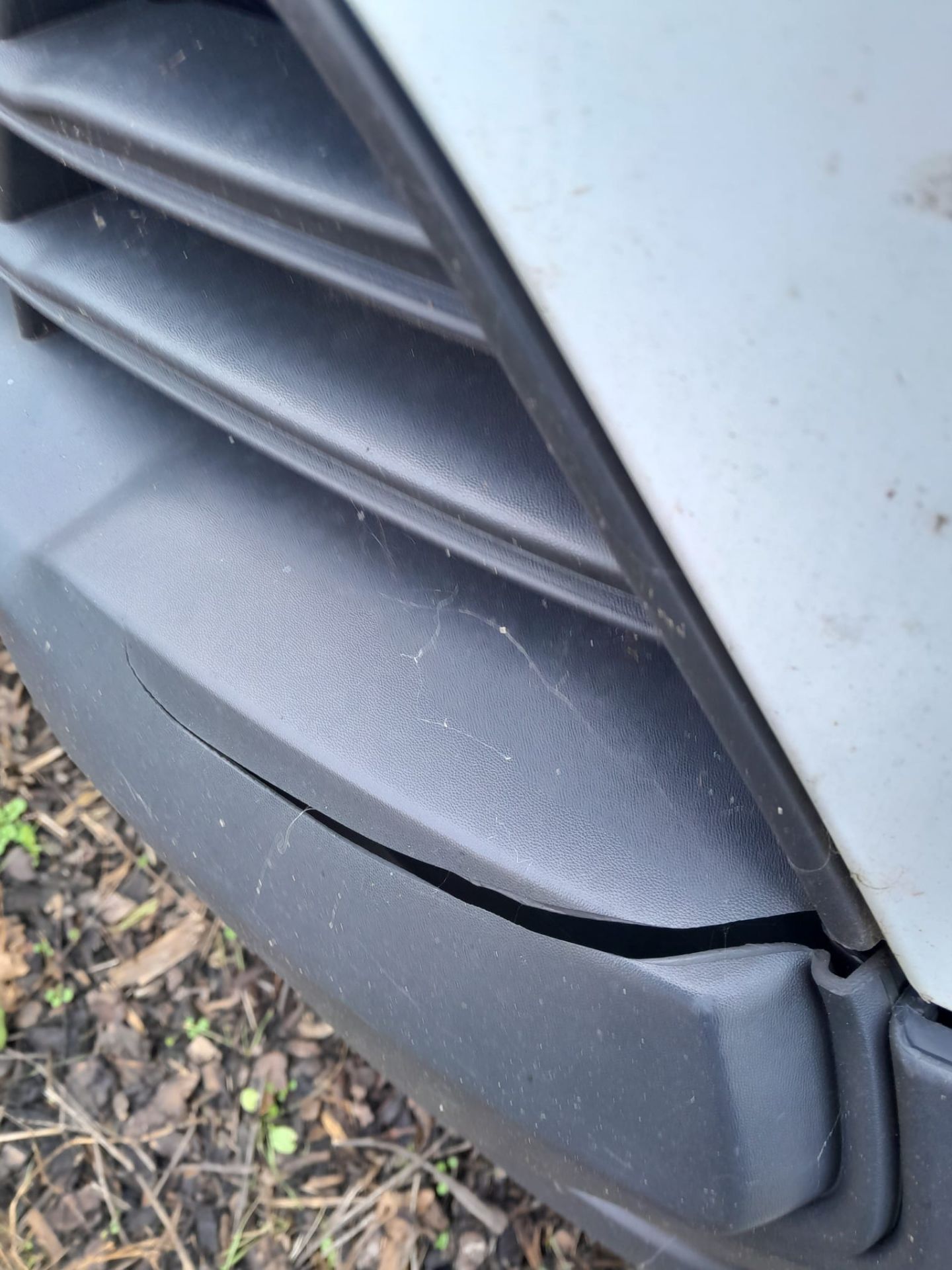 Ford Transit Custom 310 ] 2.2 TDCi Eco-Tech FWD panel van, registration LG15 SZT, odometer 157,560 - Image 31 of 42