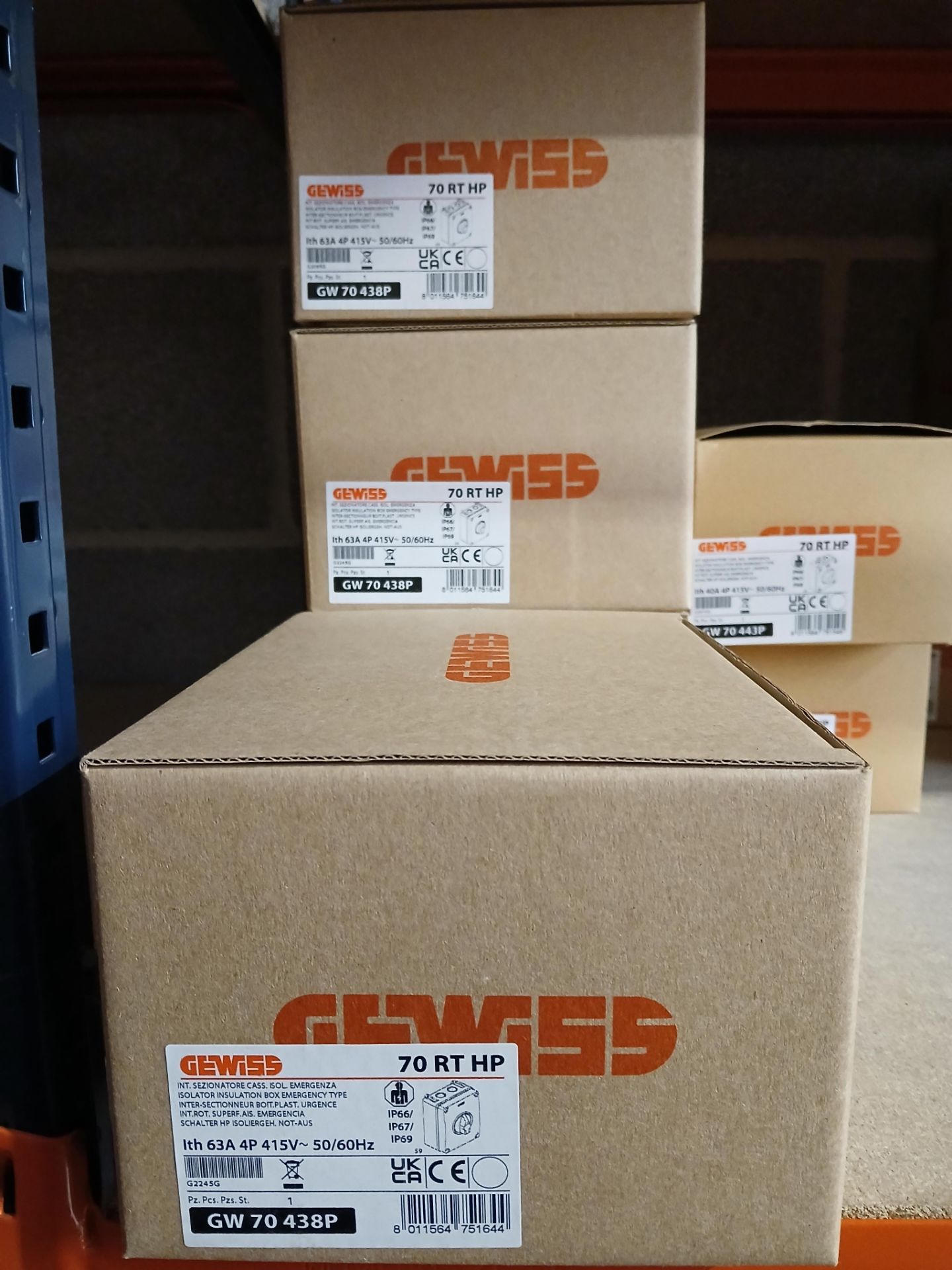 8x Bays of MFCALUX Boltless Shelving and Contents to include: Assortment of Roofing Components and - Image 18 of 27