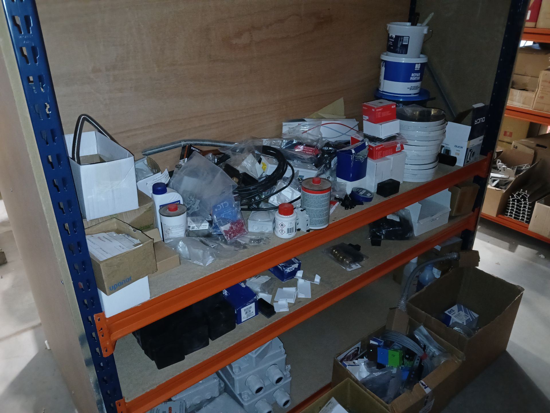 8x Bays of MFCALUX Boltless Shelving and Contents to include: Assortment of Roofing Components and - Image 24 of 27