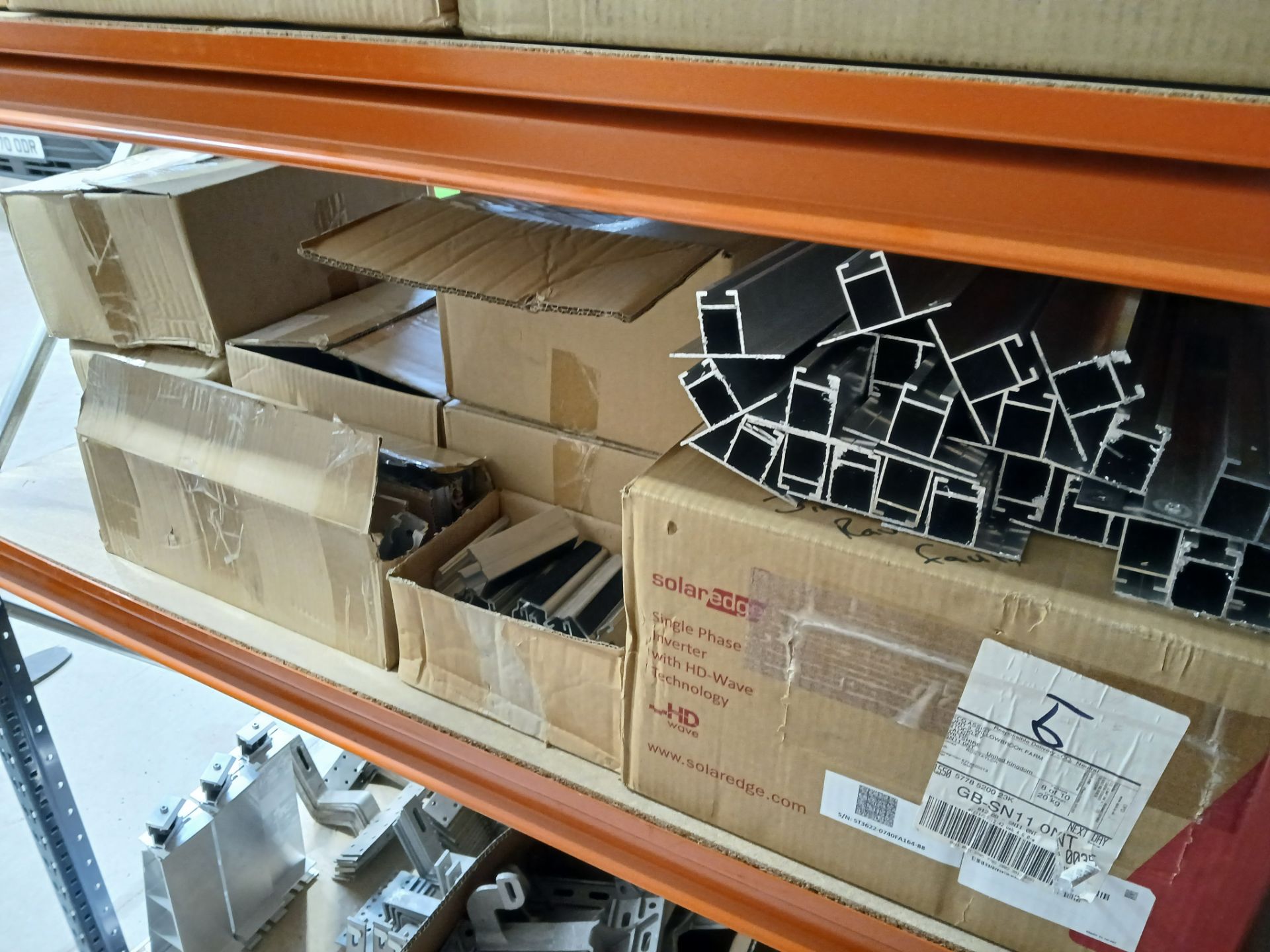 8x Bays of MFCALUX Boltless Shelving and Contents to include: Assortment of Roofing Components and - Image 4 of 27