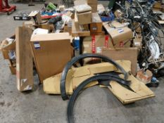 Quantity of various US Market vehicle components, as lotted per photographs