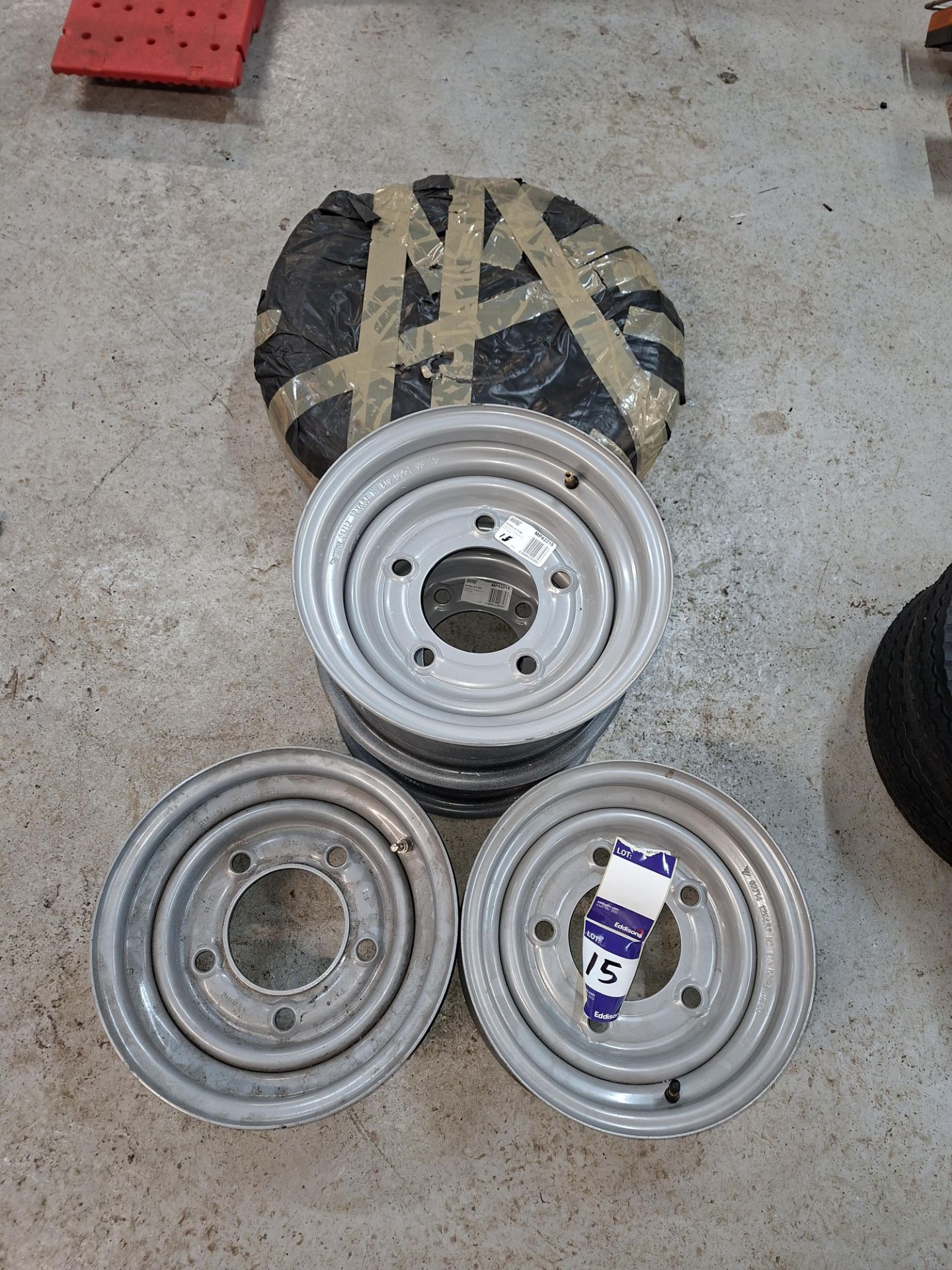 5 Stud Split Rims 2x 5 stud 6 1/2