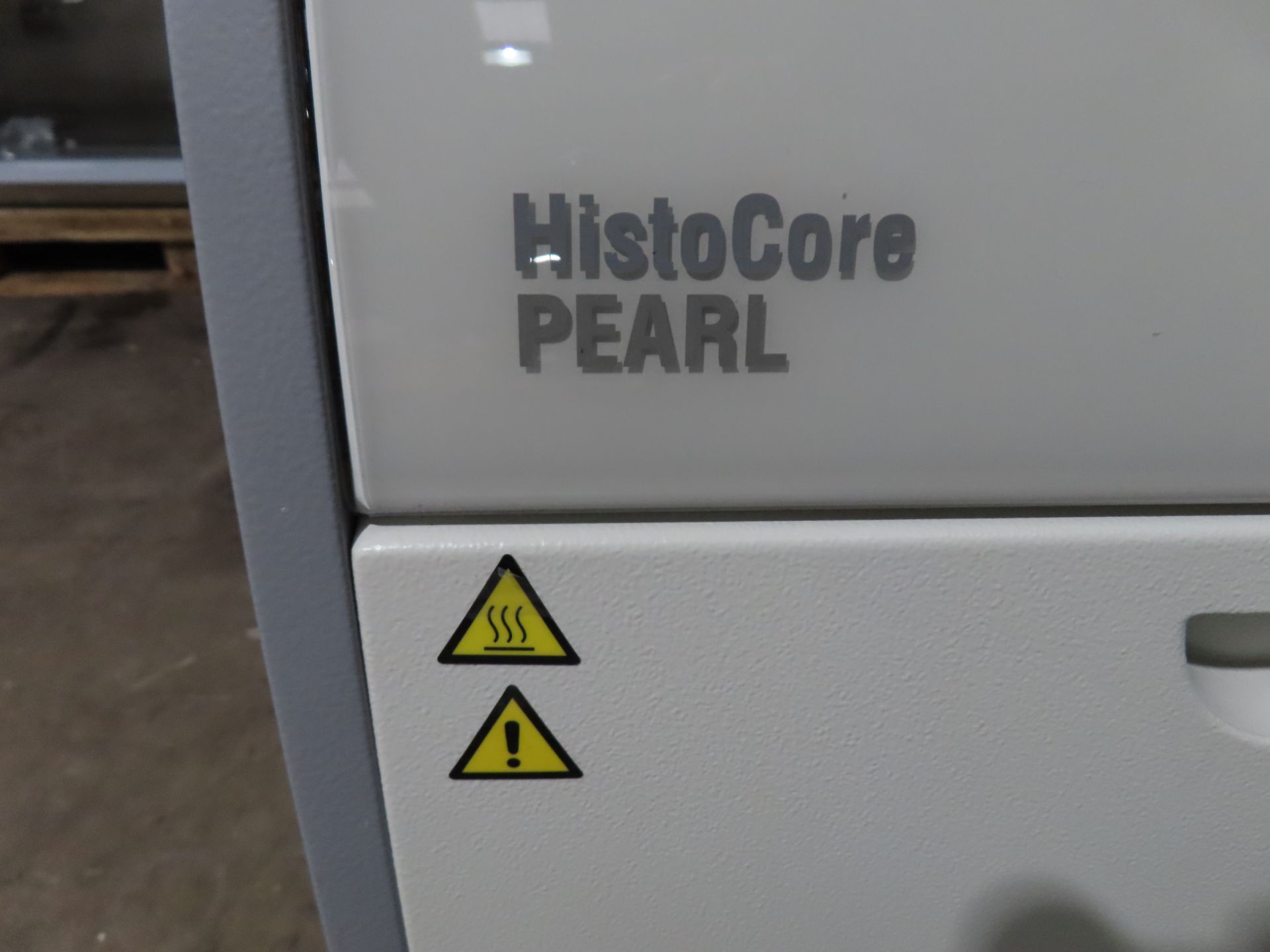 Leica Histo Core Pearl Tissue Processor - YOM: 2023, S/N: 1398. Please note there is a £15 plus VAT - Image 5 of 10