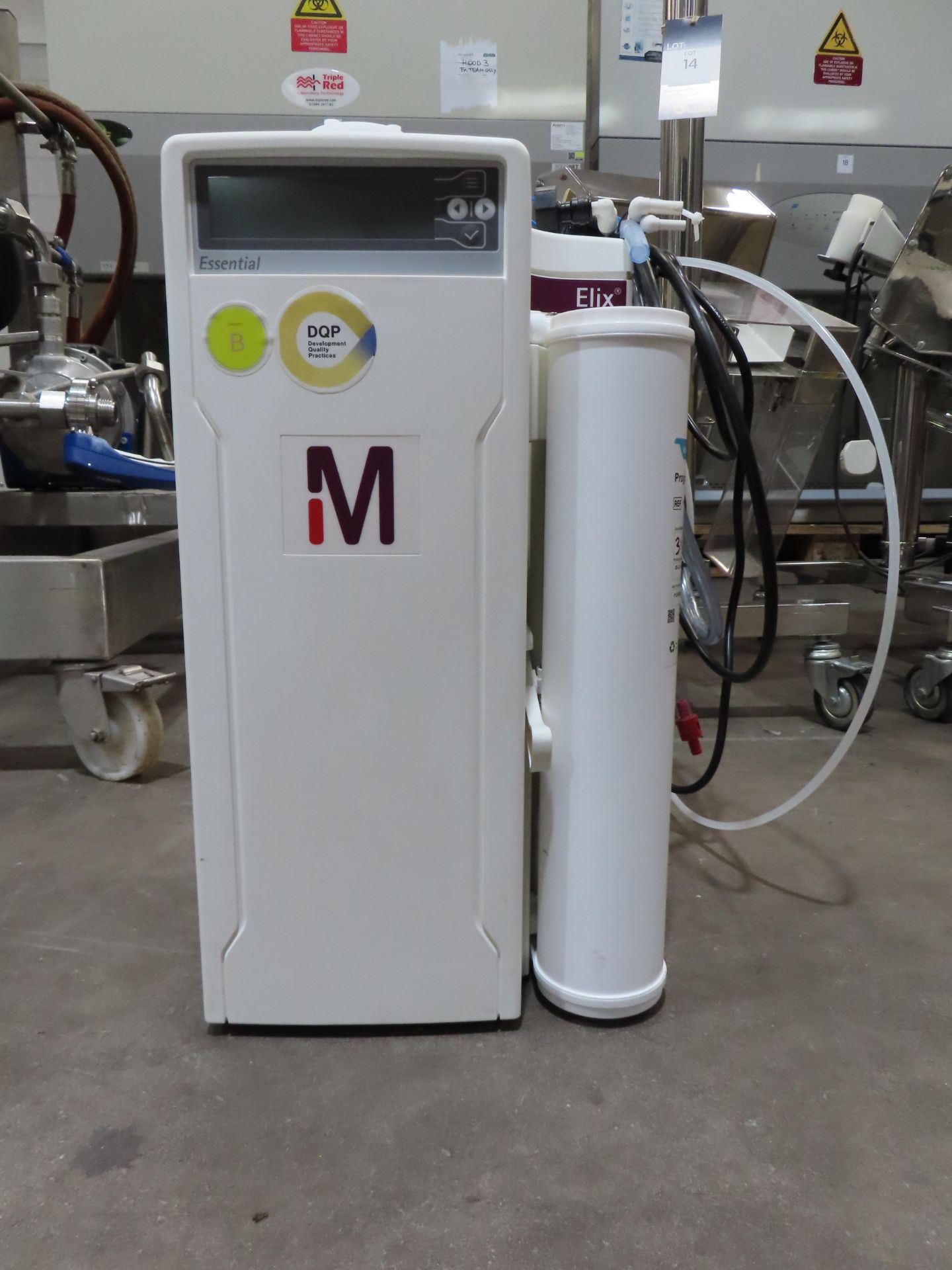 Elix Essential 10 Water Purification System. S/N: FIDB82258B, Year: 2021