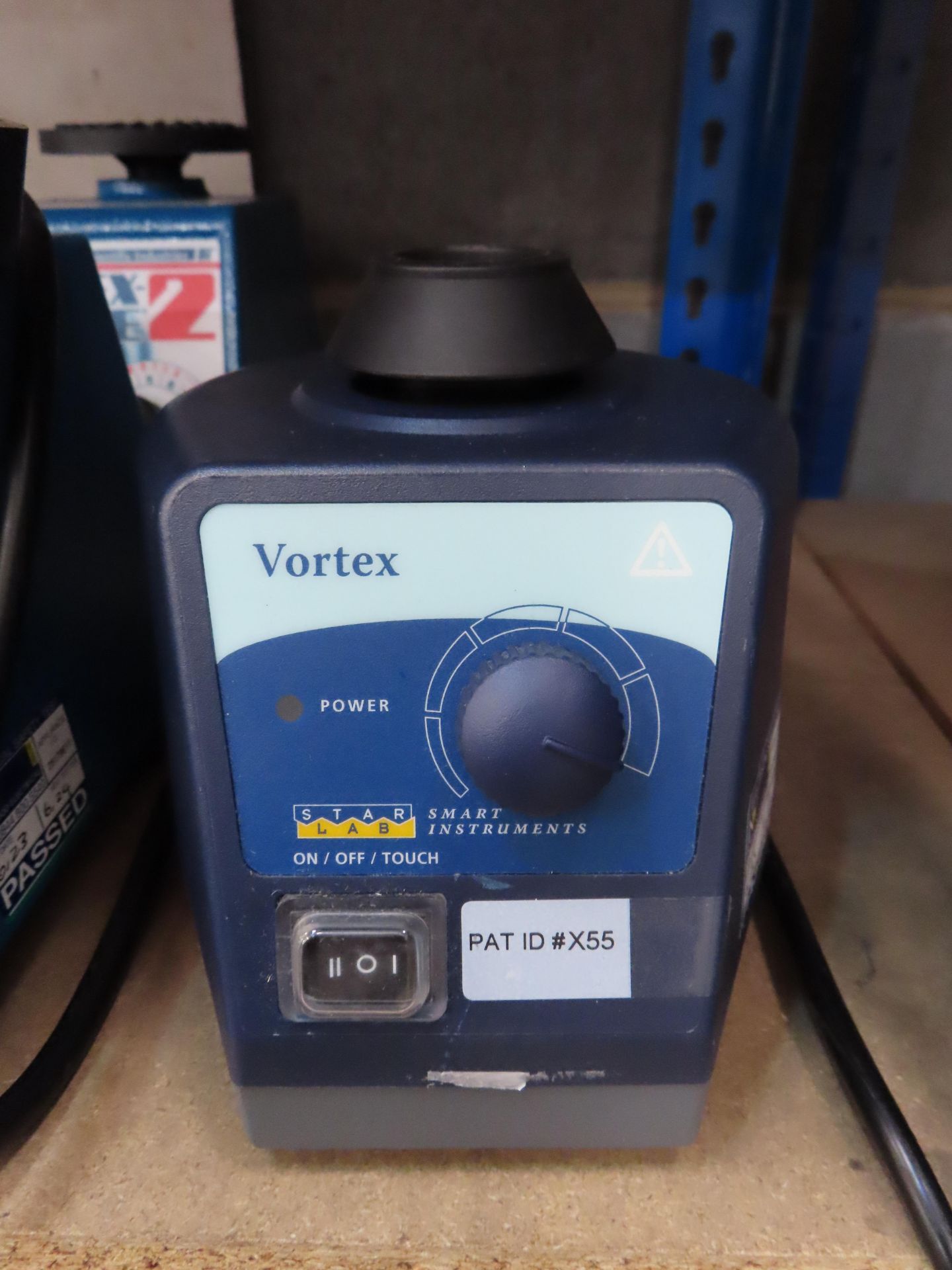 2x Scientific Industries Vortex Genie 2 and 1x Starlab Vortex - Image 2 of 4