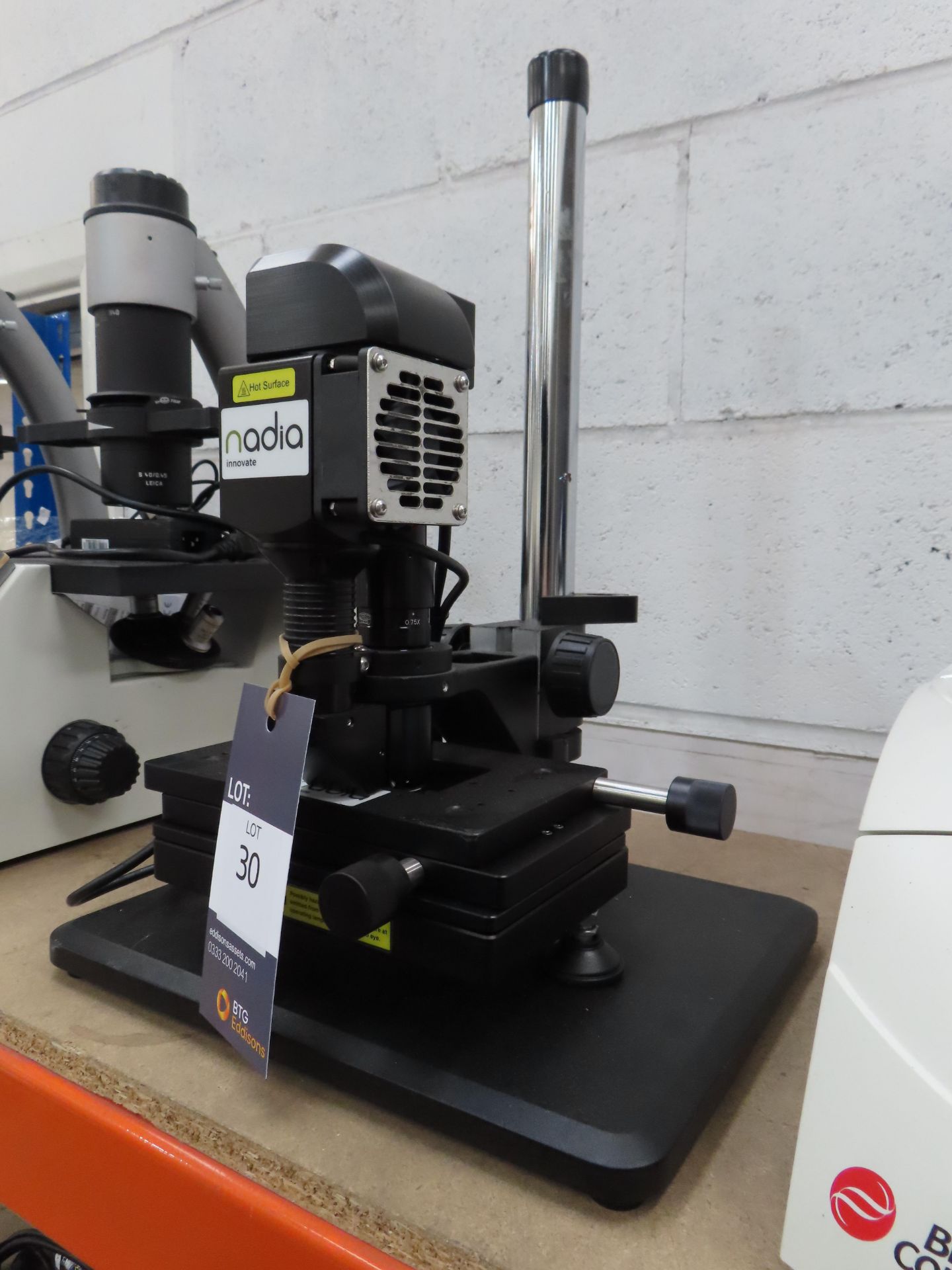 Dolomite Bio Nadia Innovate Microfluidic Workstation - Image 3 of 5