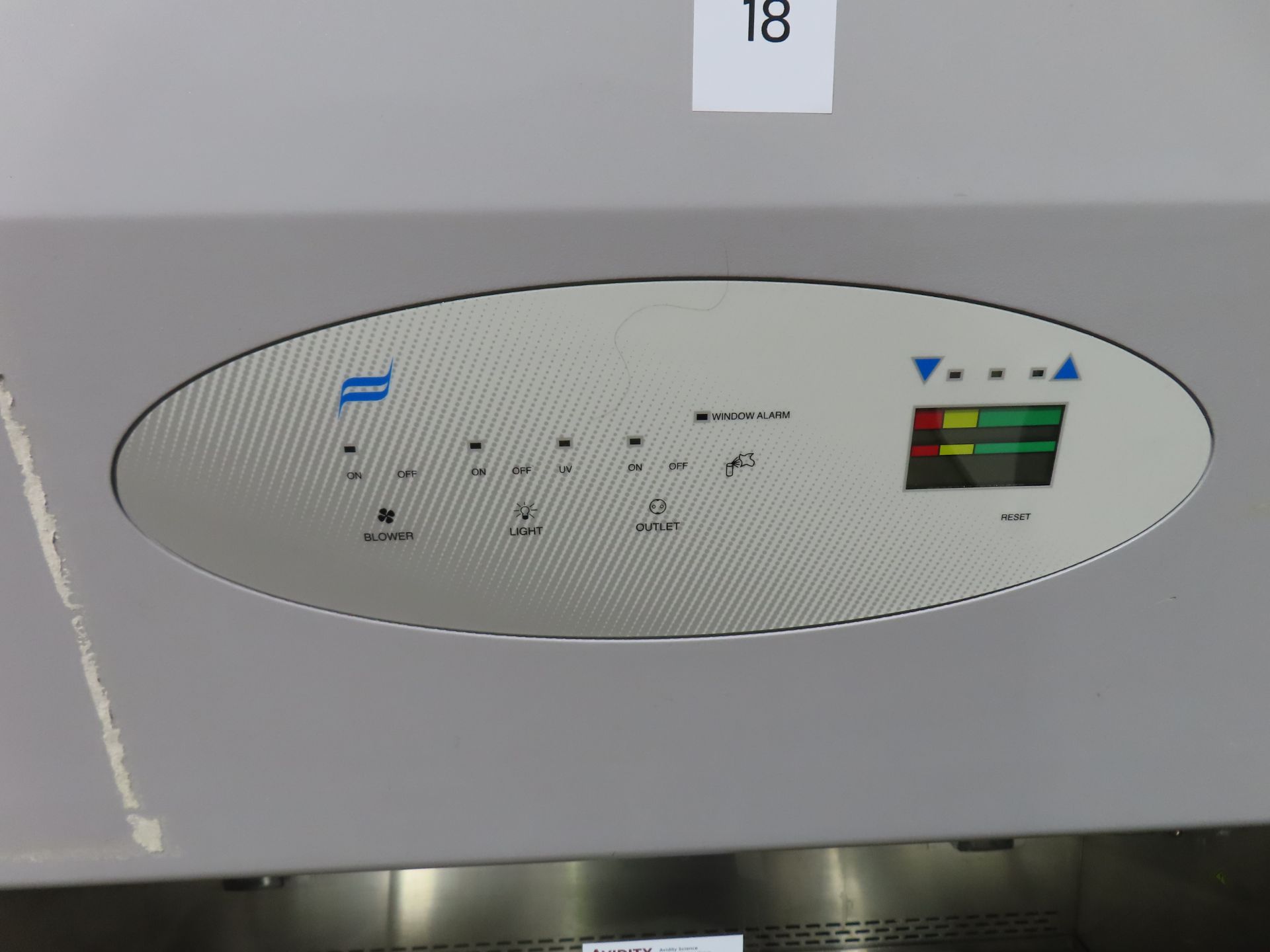 Nuaire Labgard Biological safety cabinet (Class2) - Image 4 of 7