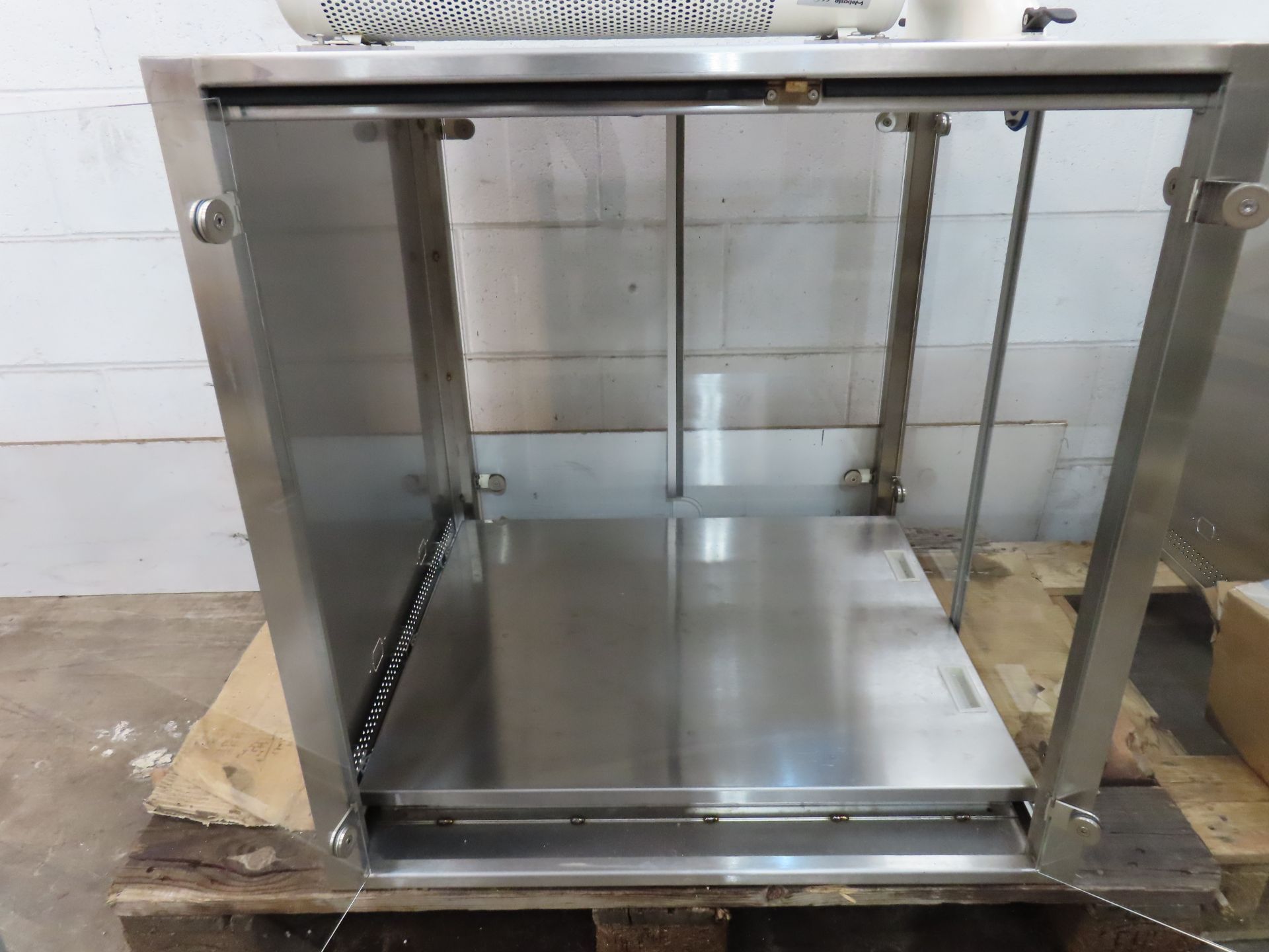 Ventilated Four Door Cabinet - with a Webasto Air Filter (790 x 790 x 800mm Cabinet Dimensions) - Image 4 of 4