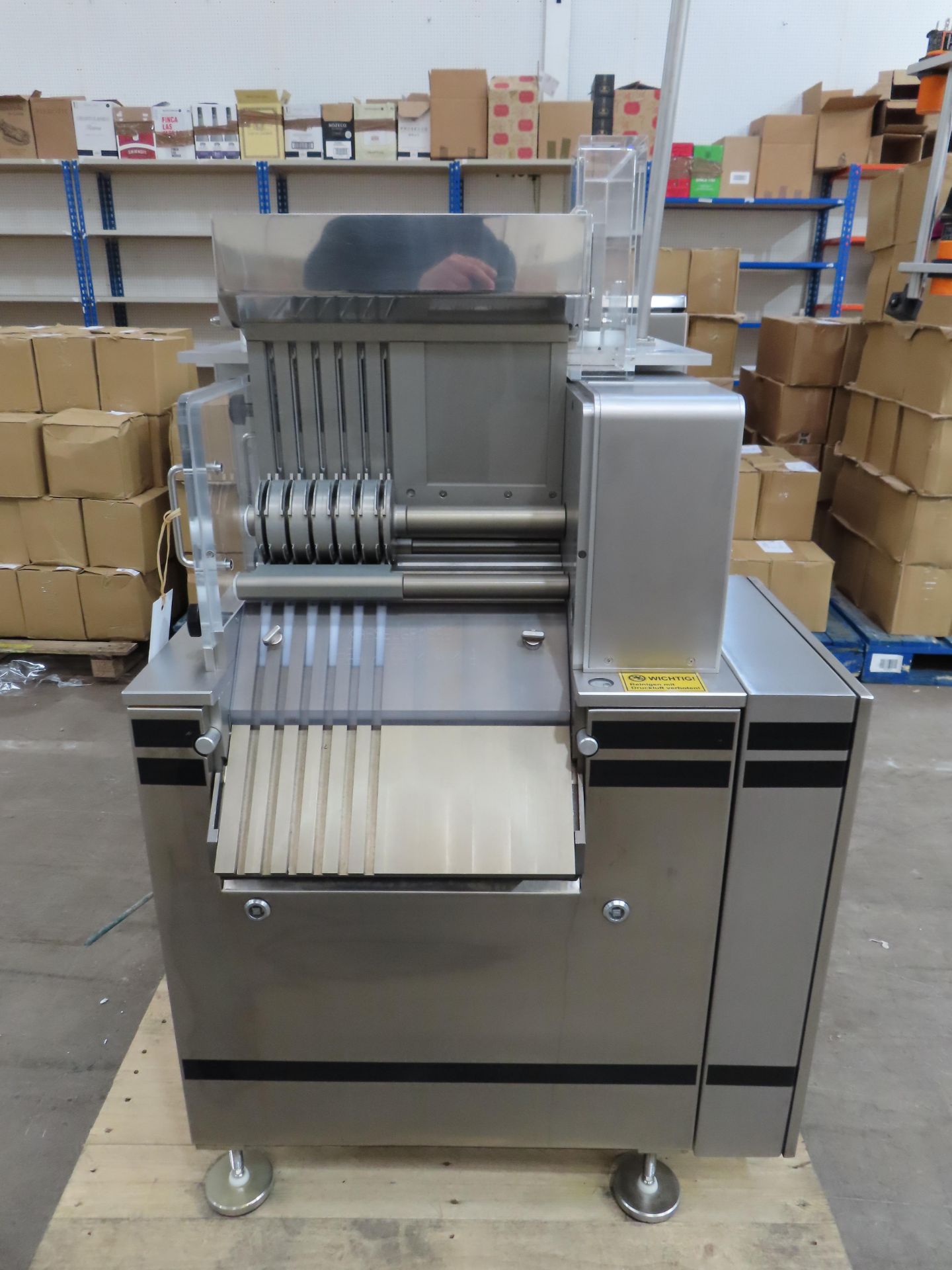 Harro Hofliger KWS 6-L Capsule Checkweighing system with standalone operator control panel - 3PH