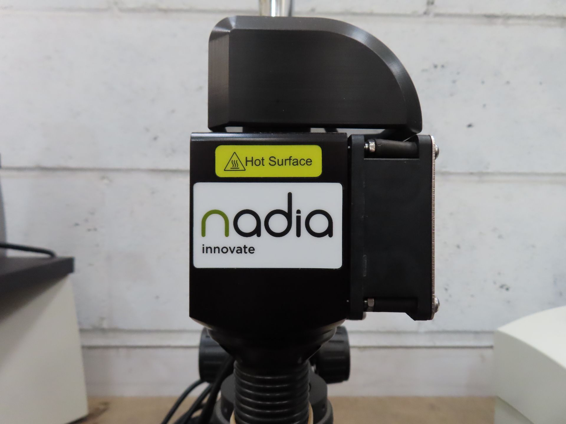 Dolomite Bio Nadia Innovate Microfluidic Workstation - Image 5 of 5