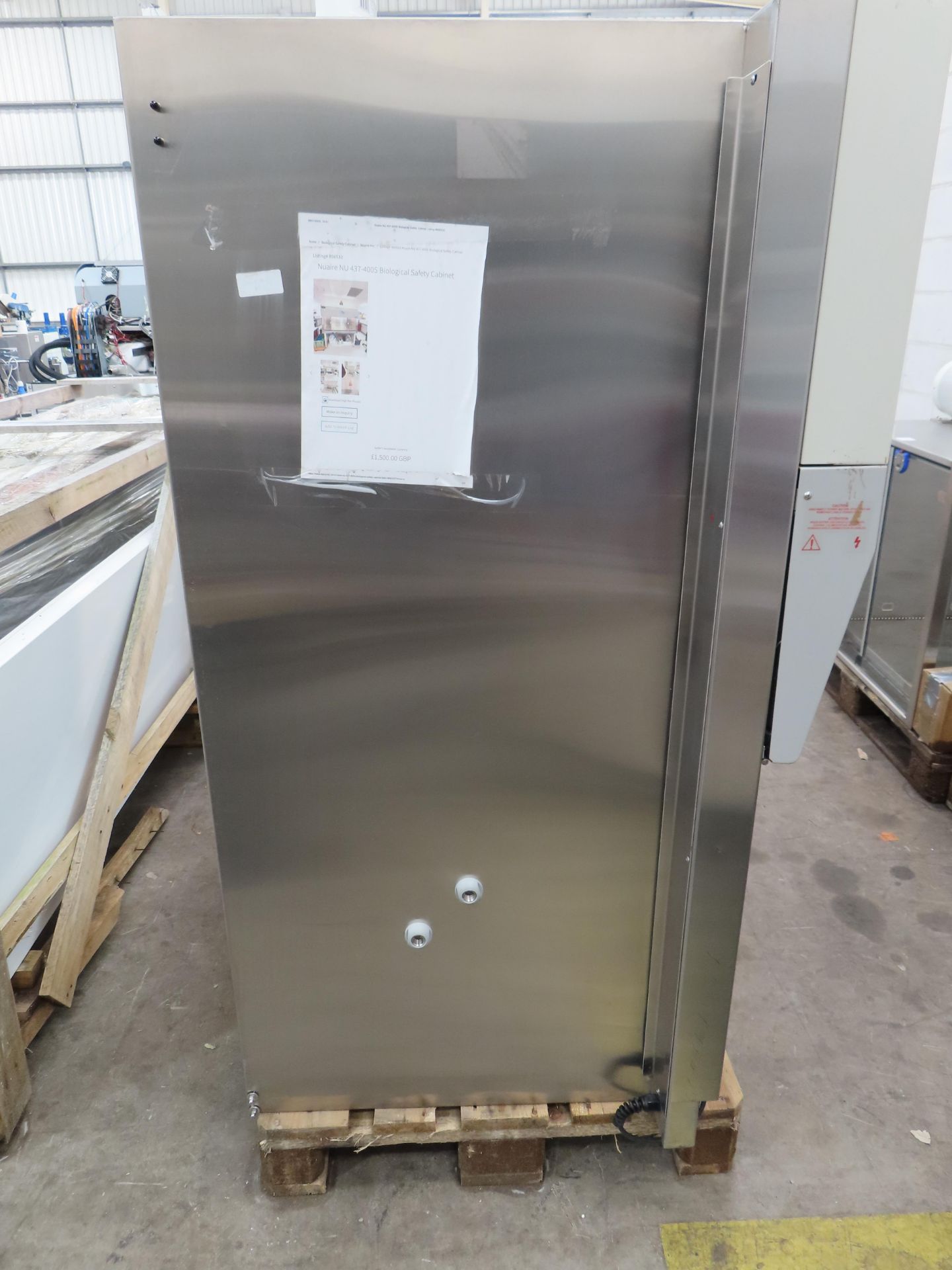 Nuaire Labguard Biological Safety Cabinet (class 2) 1365 x 850 x 1525mm - Image 8 of 8