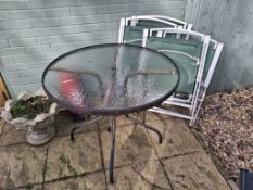 Round Table & 4 Folding Chairs