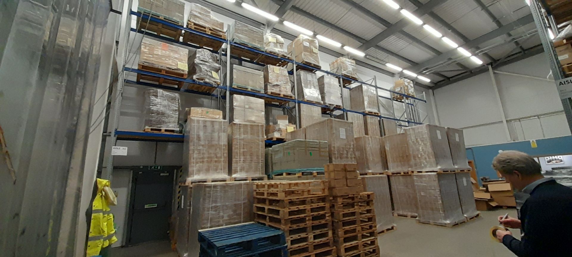 6x System Store bays of boltless steel pallet racking, approximately 6m high, Year 2021. Delayed - Image 2 of 4