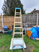 Werner 8 tread fibreglass swingback stepladder