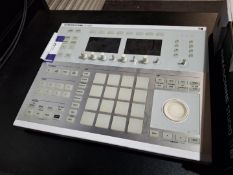 Maschine studio white HW