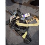 Quantity of guitar straps