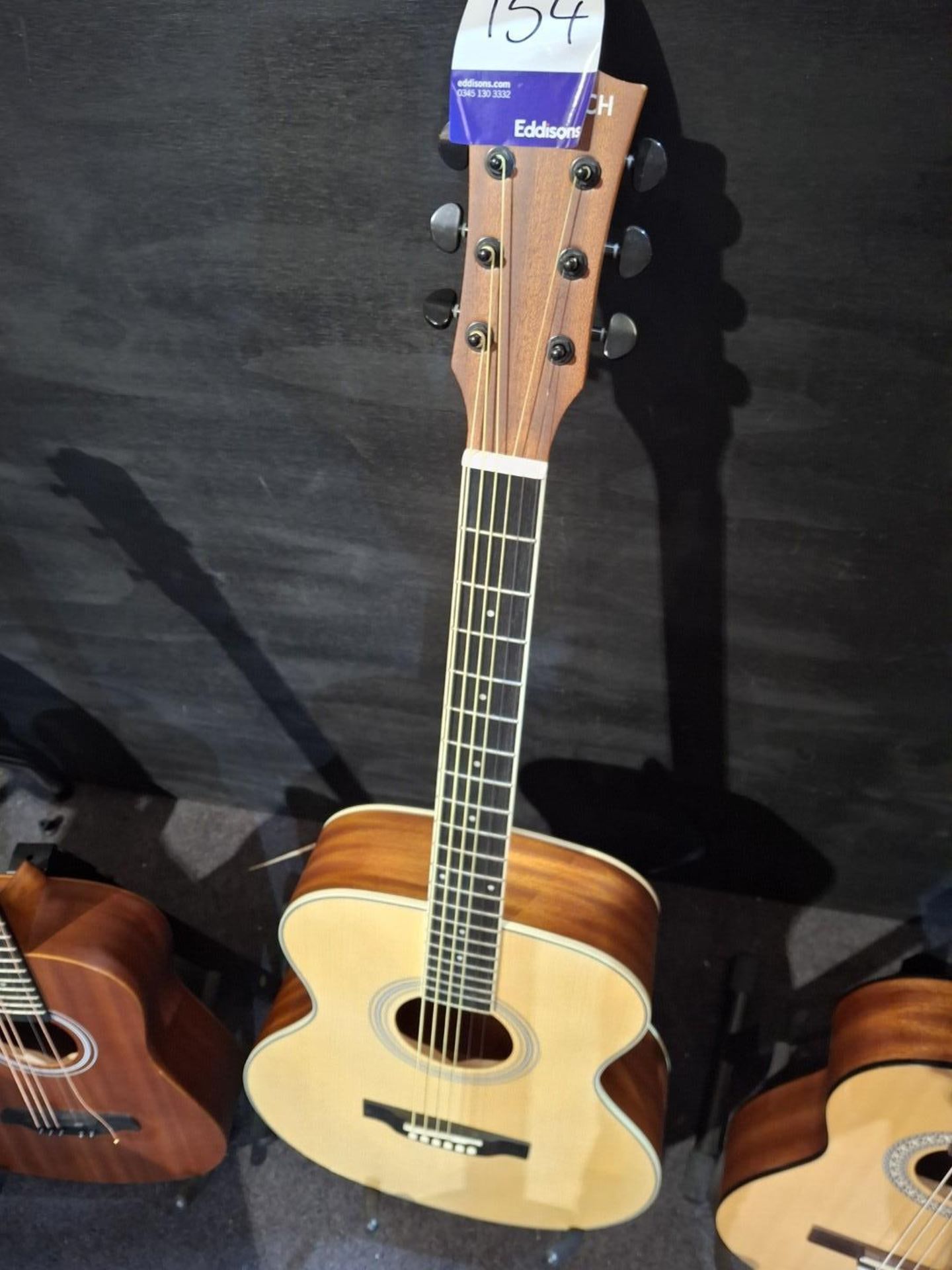Tourtech TT-AGBP-4/4 damage in back guitar
