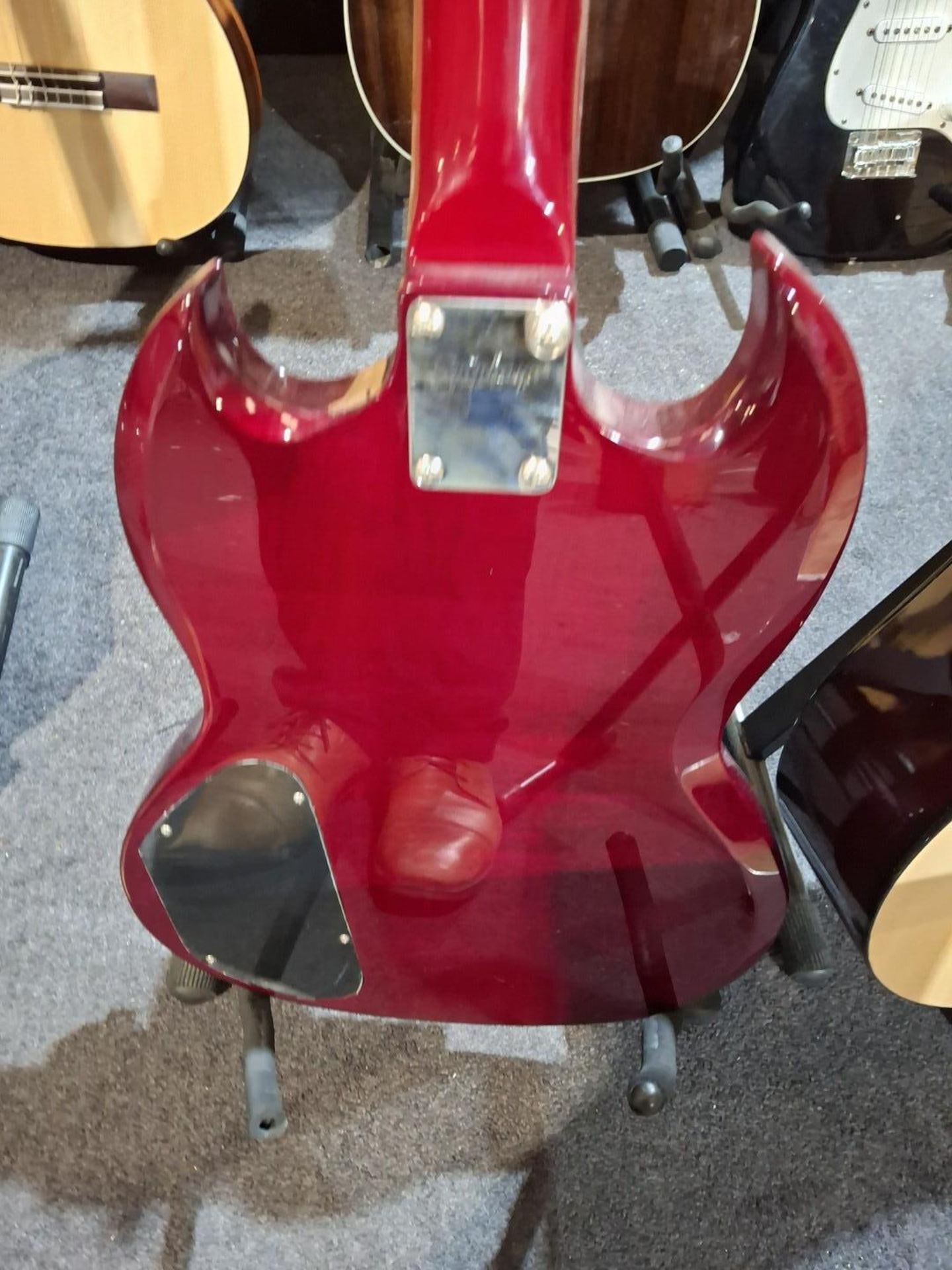 Epiphone electric bass guitar - Image 5 of 5