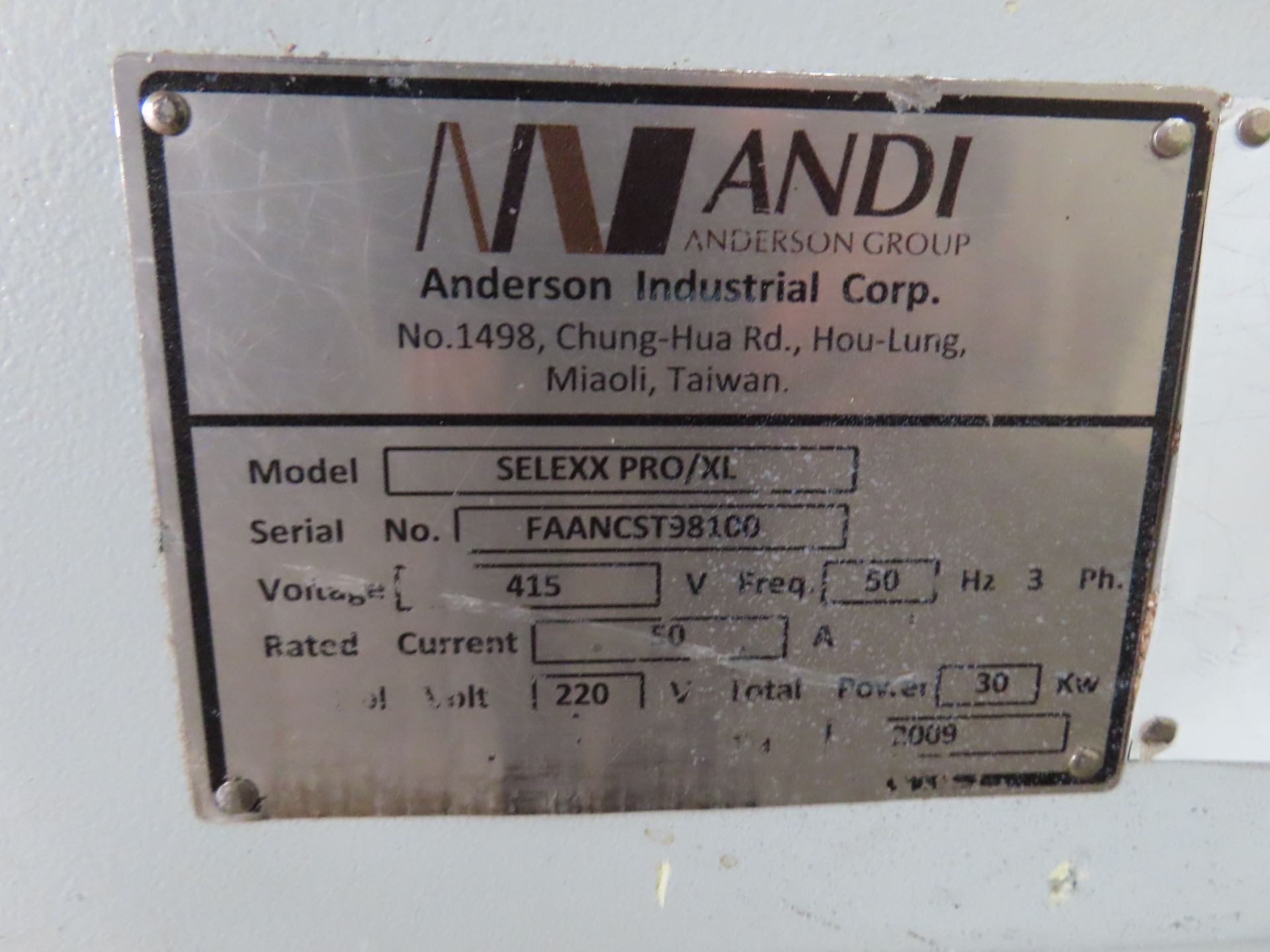 An Anderson Selexx/Pro XL CNC Router, YOM: 2009. Work area / vacuum ...
