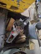 Oregon CS1500-092 240v chainsaw with quantity of logs