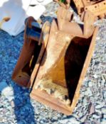 5x Assorted Excavator Buckets