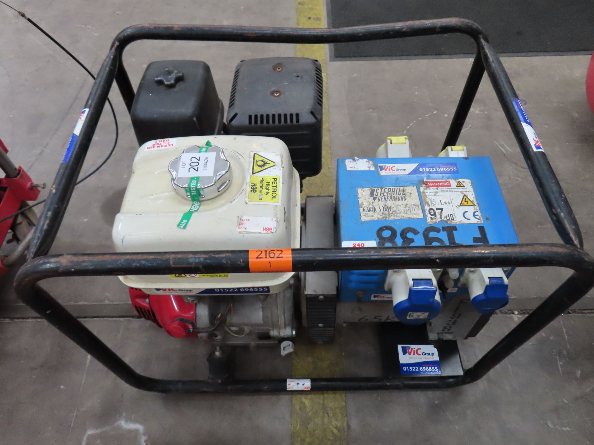 Stephill 240V/110V petrol generator - Image 2 of 3