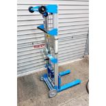 Genie lift 181kg