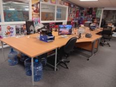 4 right hand curved and 2 left hand curved desks with 5 operators chairs (computer equipment not