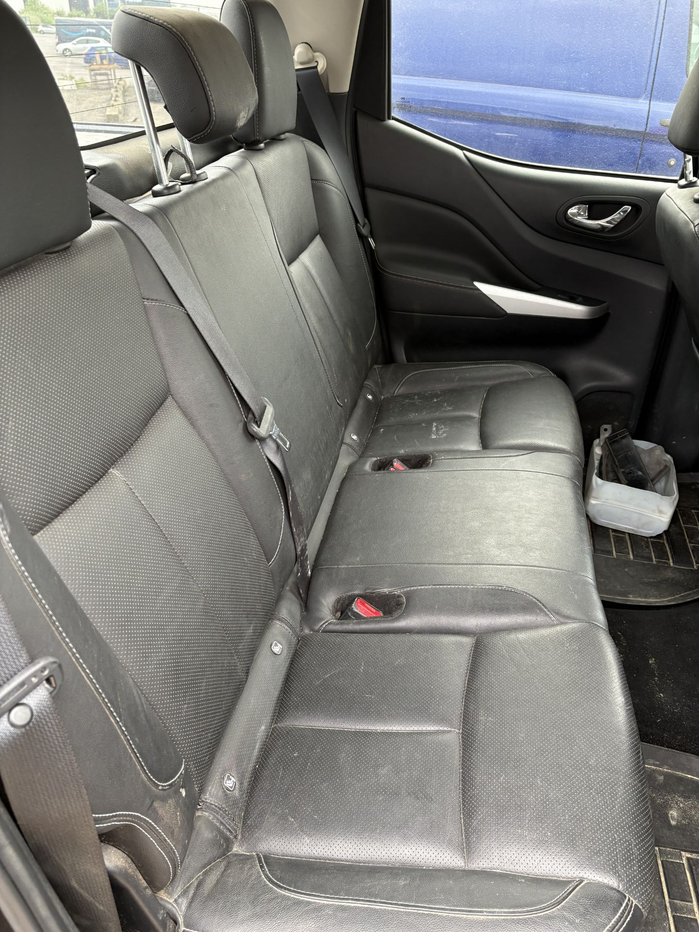 Nissan Navara Double Cab Pick Up Tekna 2.3dCi 190, Registration R555 PRS - Image 29 of 35