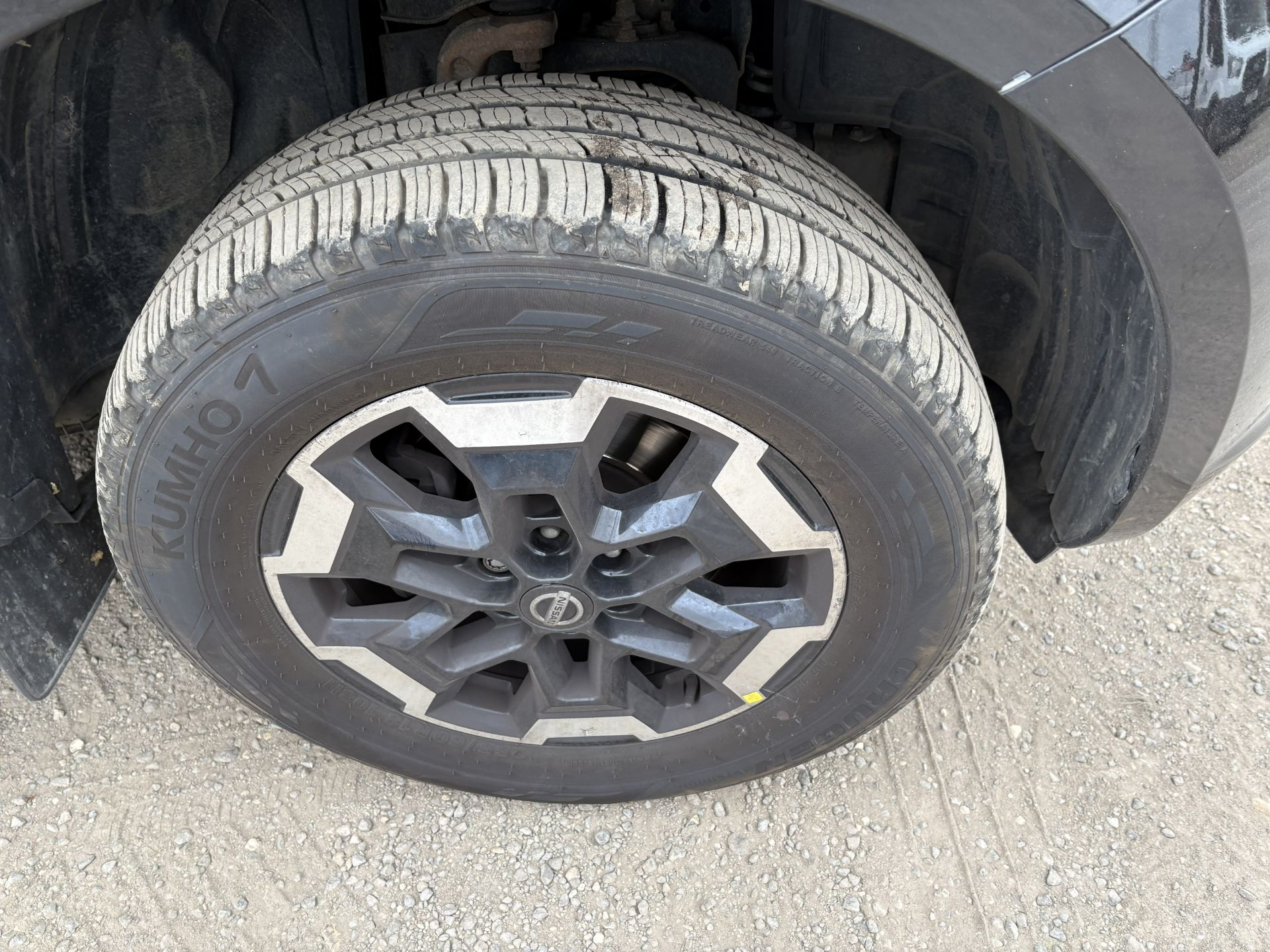 Nissan Navara Double Cab Pick Up Tekna 2.3dCi 190, Registration R555 PRS - Image 10 of 35