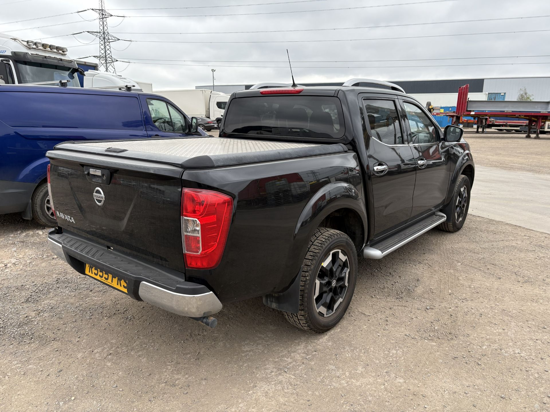 Nissan Navara Double Cab Pick Up Tekna 2.3dCi 190, Registration R555 PRS - Image 3 of 35