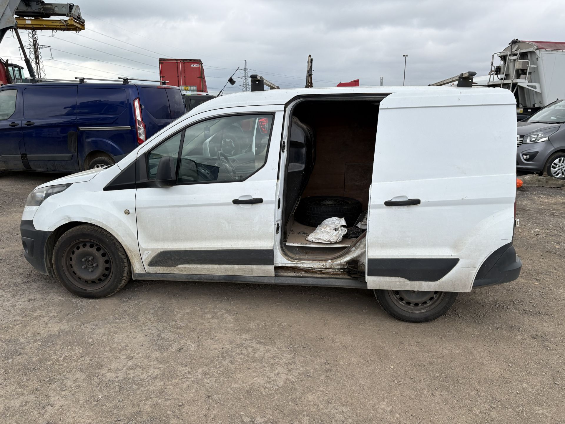 Ford Transit Connect 200 L1 1.6 TDCi, Registration CE64 OOV, - Image 30 of 32