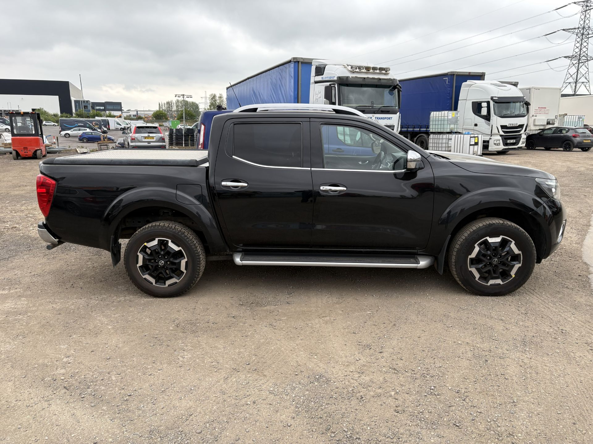 Nissan Navara Double Cab Pick Up Tekna 2.3dCi 190, Registration R555 PRS - Image 2 of 35