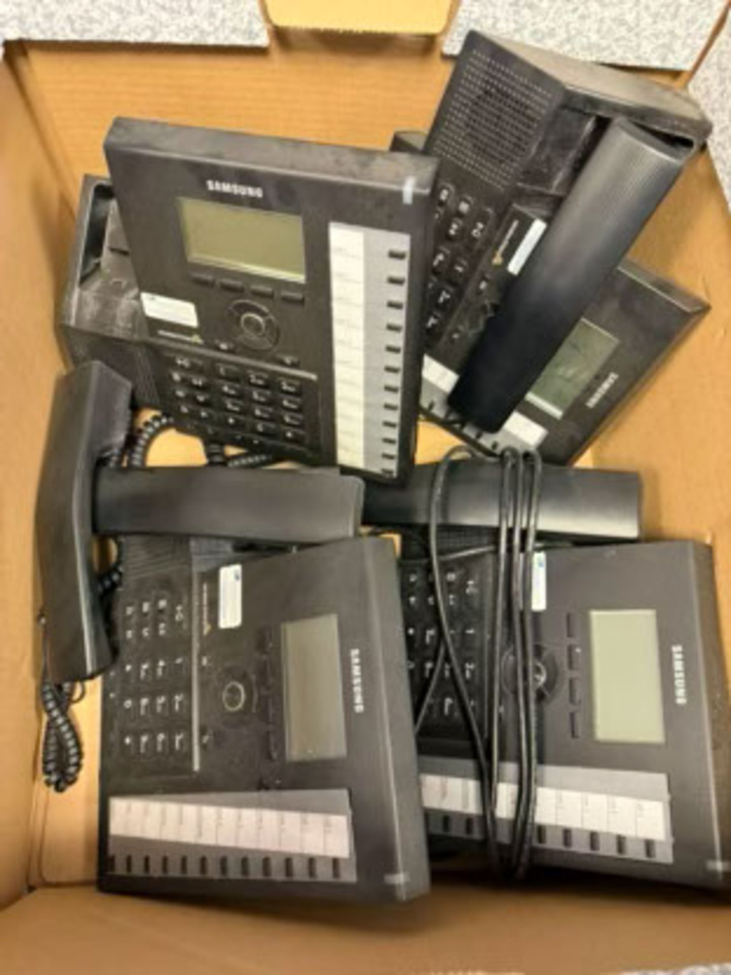 11x Internet Phones and a Hyperx Cloud Stinger Core Gaming Headset - Image 2 of 4
