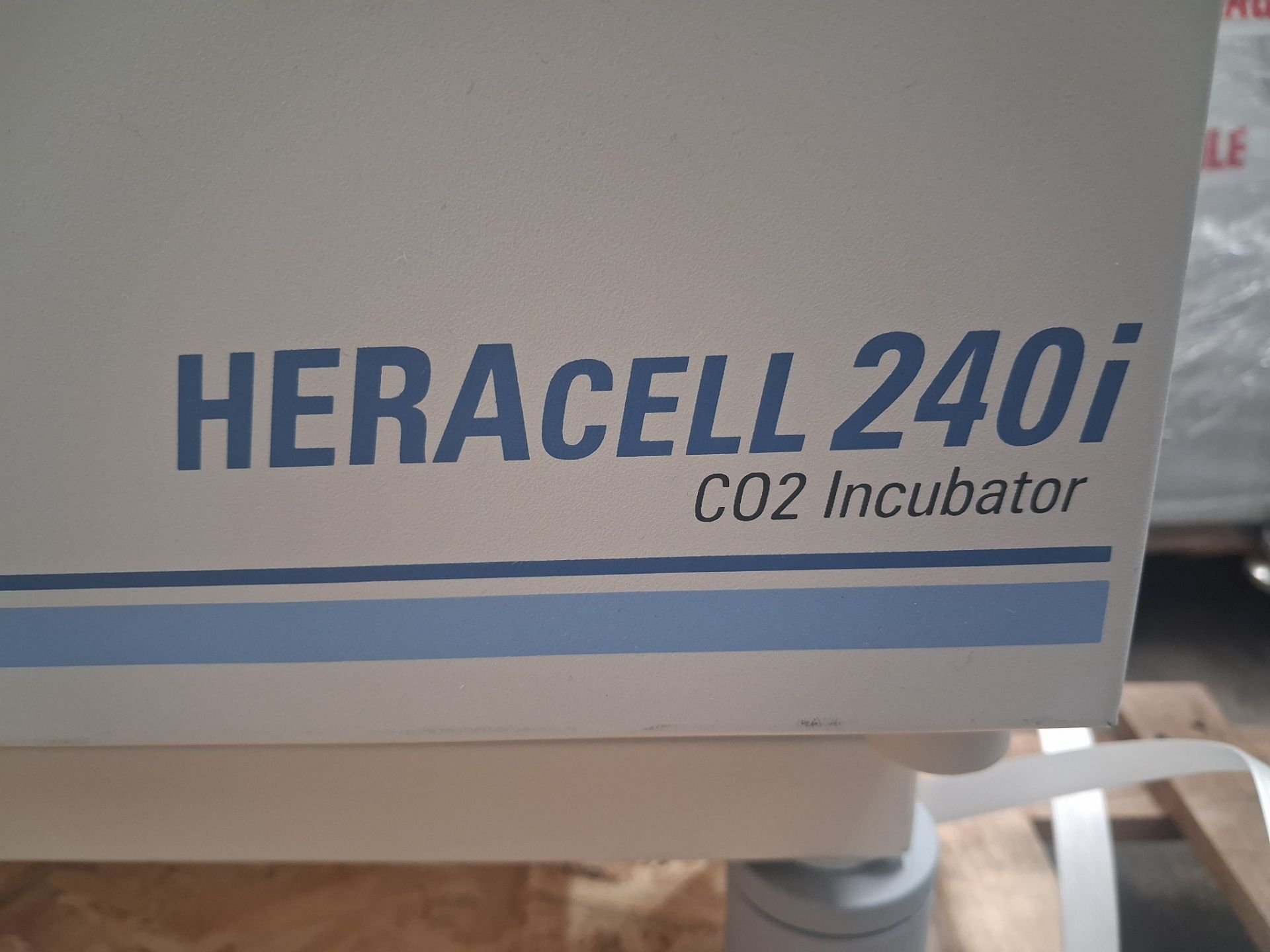 Thermo Scientific Heracell 240i CO2 Incubator. 240V - Image 3 of 4