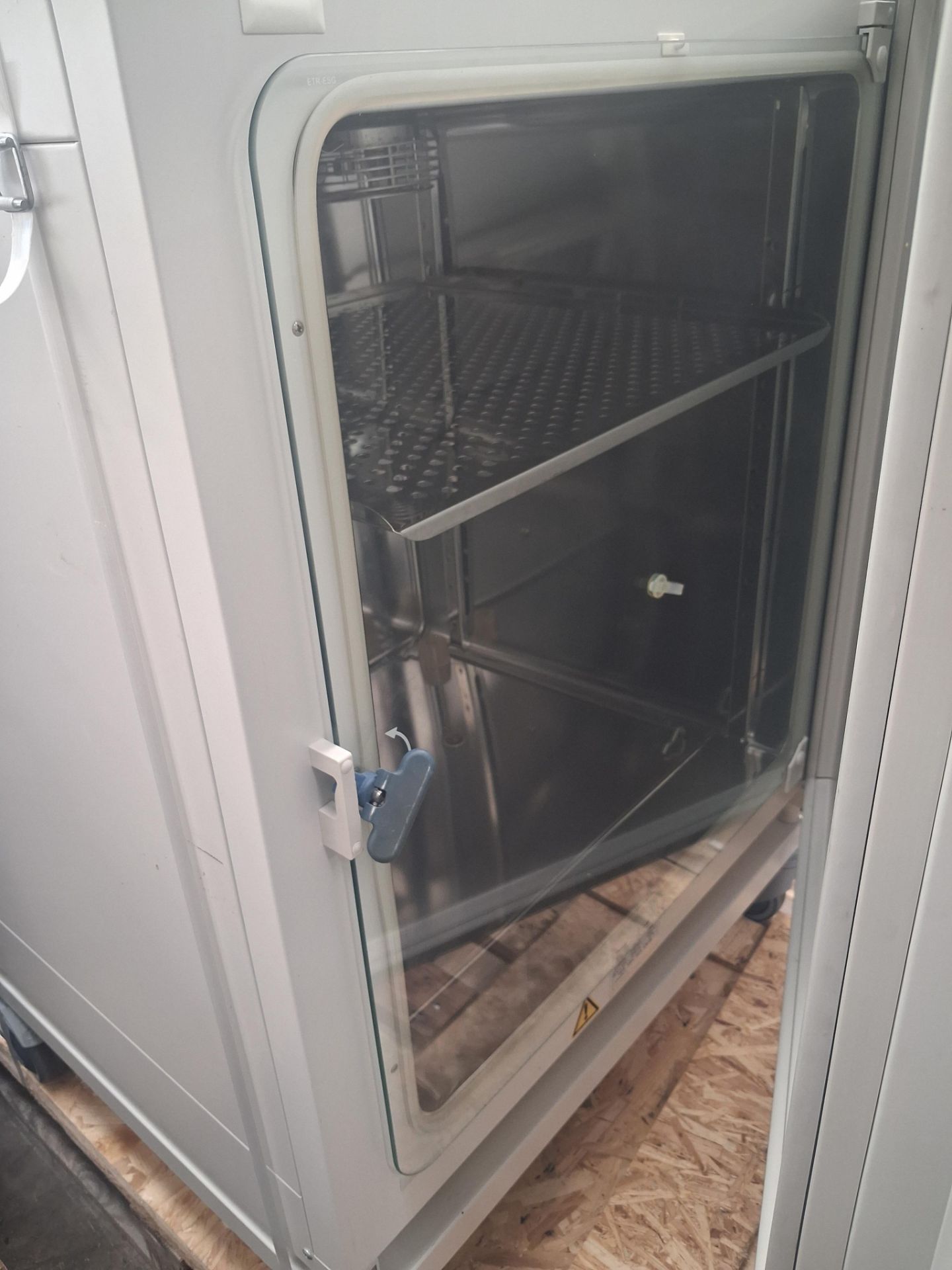 Thermo Scientific Heracell 240i CO2 Incubator. 240V - Image 4 of 4
