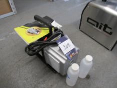 Vacuum pump